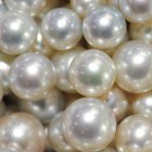 Perles blanches